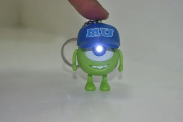DSC_0398 Llavero Mike wazowski con luz y sonido