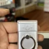 Anillo para celular con encendedor electrico