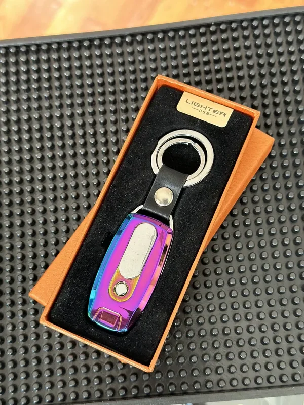 Llavero metalico con encendedor electrico