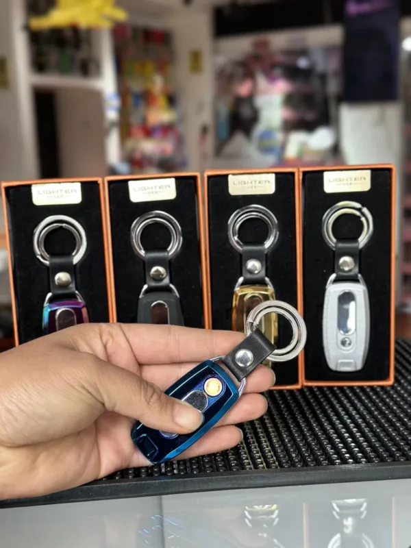 Llavero metalico con encendedor electrico