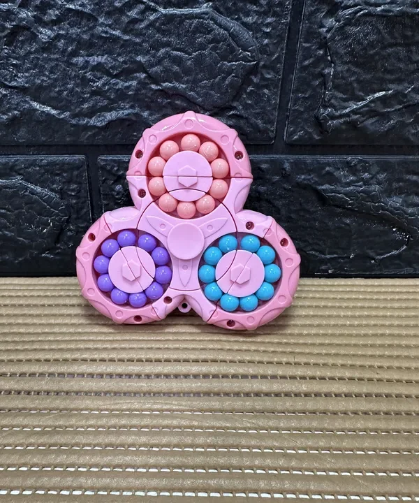 Spinner Triangle Rosado frijoles magicos