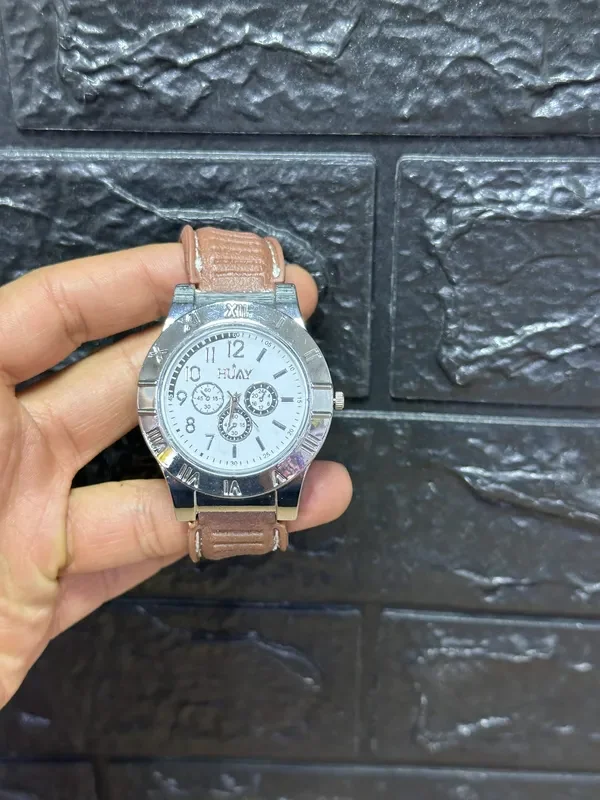 Reloj Encendedor Recargable con Cable USB